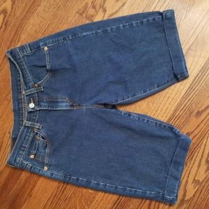 Levi's Slim Capri Shorts Sz.8